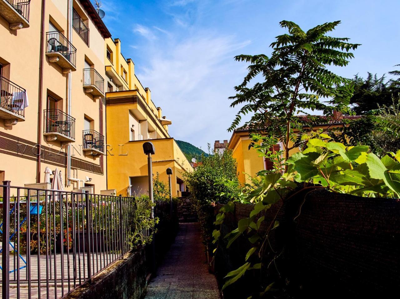 7 Lake Sweet Home San Siro  Exterior photo